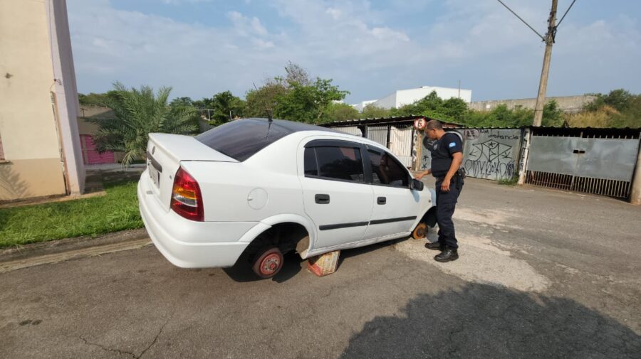 Carro furtado é localizado pela GCM de Limeira