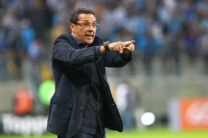 Vanderlei Luxemburgo ganha força no Palmeiras