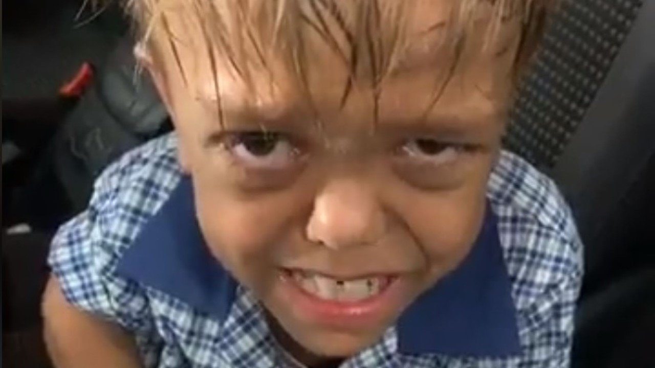 Vídeo: garoto chora em vídeo após bullying: ´quero me esfaquear´