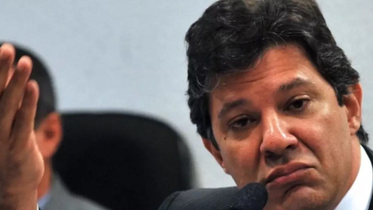 Fernando Haddad chama Bolsonaro e Guedes de parasitas