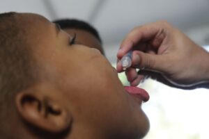 vacina poliomielite; pólio