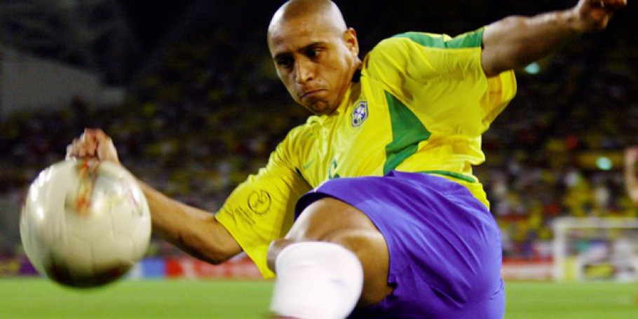 O ex-lateral da Seleção Brasileira Roberto Carlos - Foto: Fetty/Fifa
