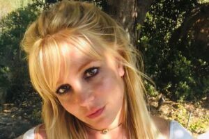 Britney acusa ex-empresária