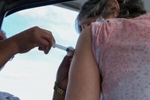 Brasil chega a 20 milhões de pessoas vacinadas com a 1ª dose