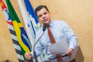 Projeto de Nilton Santos quer proibir banheiros unissex em Limeira