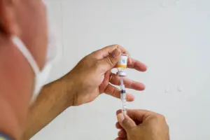 Ministério da Saúde reduz intervalo de dose de reforço para 4 meses