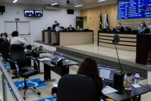 Vereadores, secretários, prefeito e vice-prefeito de Limeira terão aumento de 21% nos salário