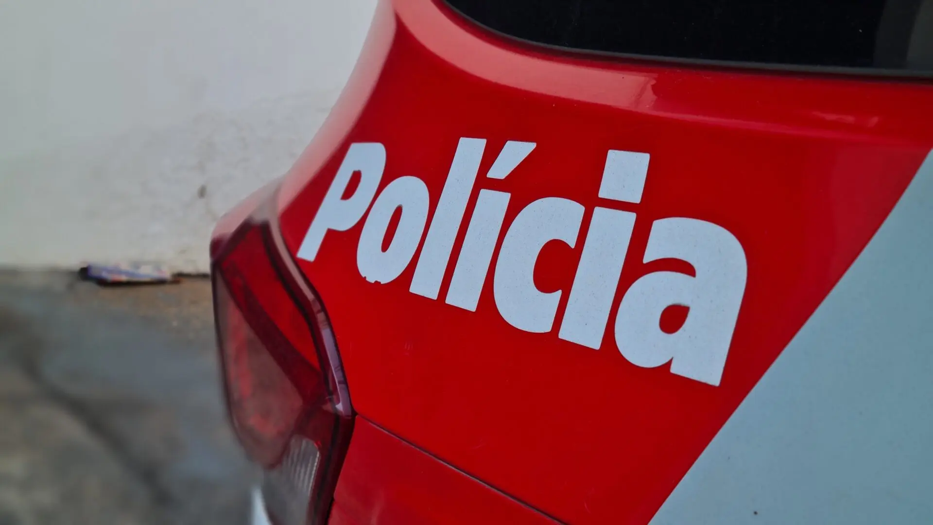 Casal se agride após briga por ciúmes