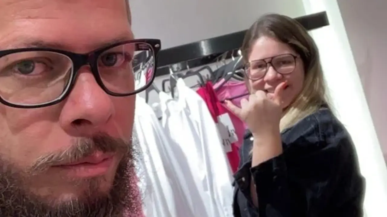 Marília Mendonça é enterrada