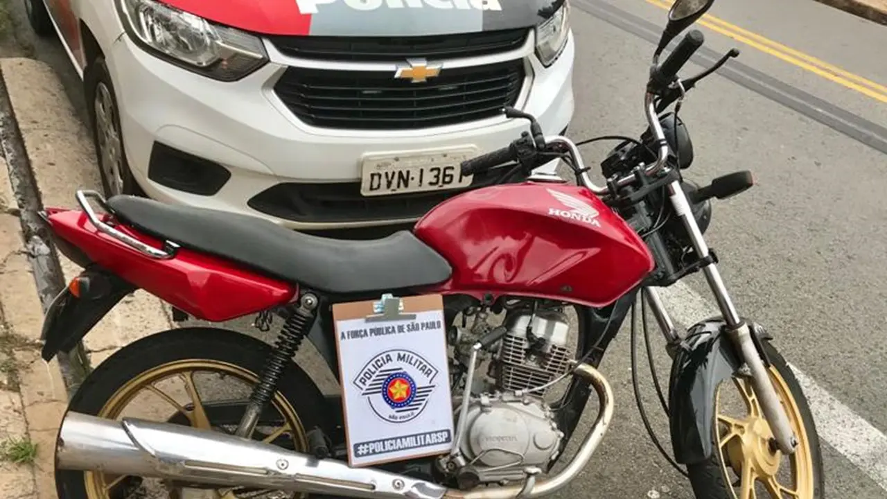 Rapaz é detido com moto com placa adulterada em Limeira