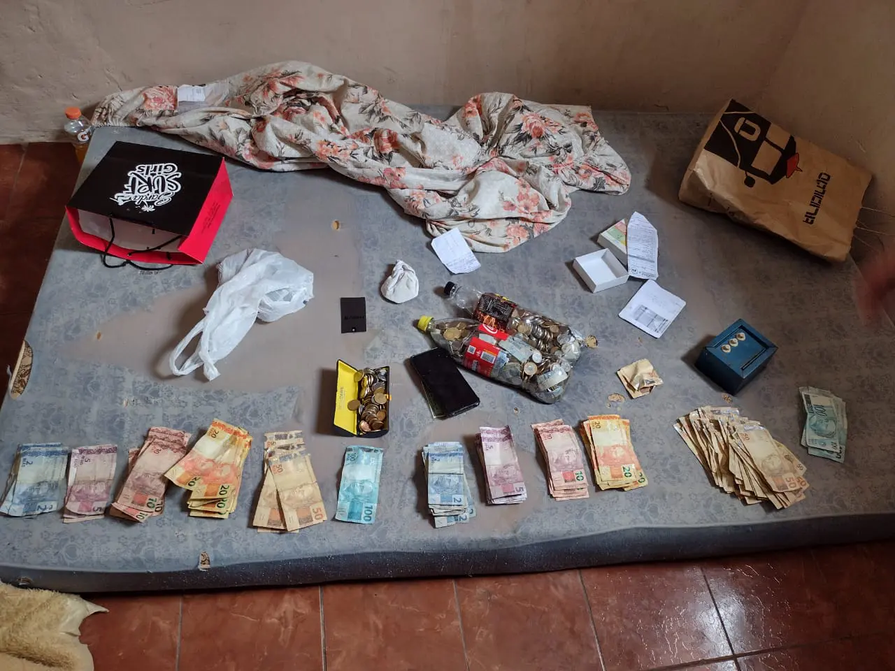 Polícia Militar desmantela possível tribunal do crime no Jardim Cavinato, em Limeira