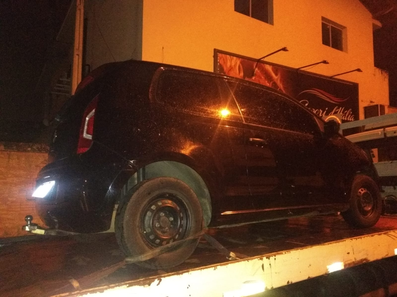 Homem é preso com carro dublê na Vila Fascina, Limeira