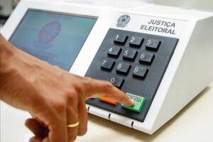 eleições; urna eletrônica
