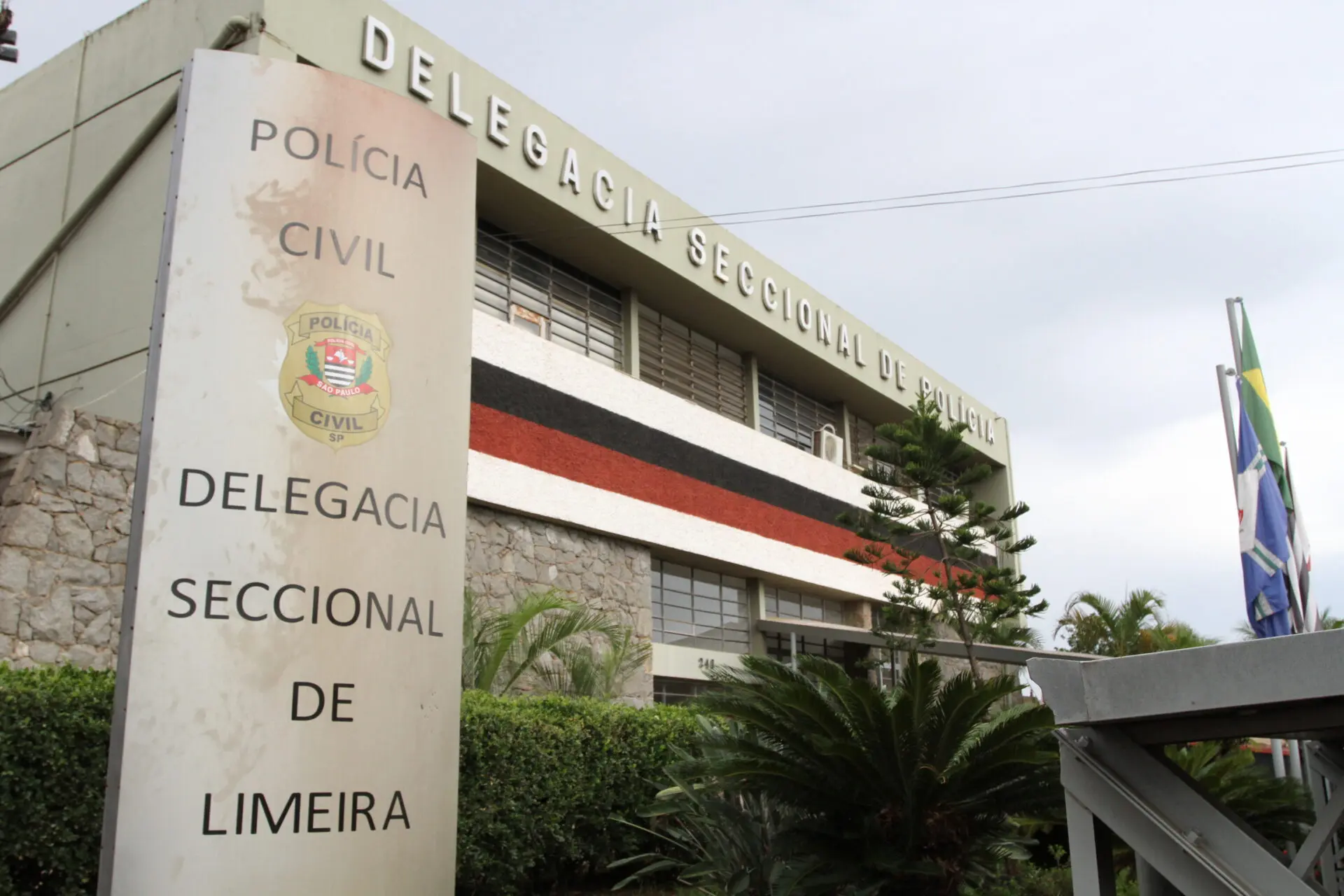 Plantão policial