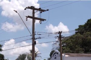 Moradores do Bairro Tatu ficam por mais de 30 horas sem energia elétrica após temporal em Limeira