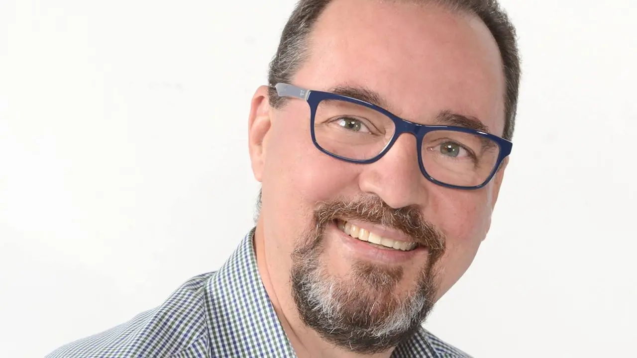 Morre o arquiteto Eduardo Volf