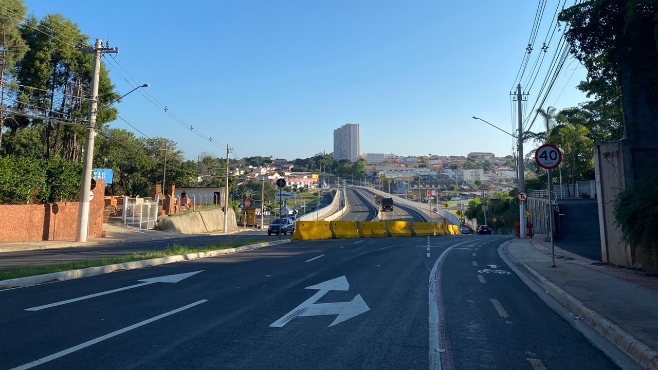 Viaduto da Barroca Funda segue interditado e trânsito fica confuso neste sábado (22)