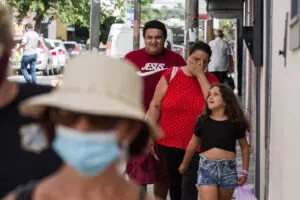 Ministério da Saúde quer autoteste como triagem para Covid