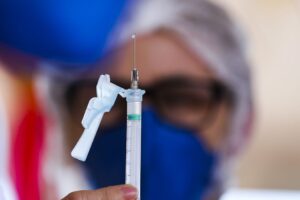 Doria inicia vacinação de crianças contra covid nesta sexta no Hospital das Clínicas