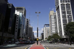 Luciana Gimenez, Criolo e outros famosos revelam seu amor por São Paulo