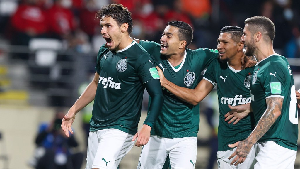 Palmeiras afasta zebra, bate o Al-Ahly e tem nova chance de ganhar o Mundial