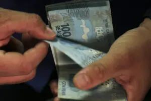 Pagamento do abono salarial do calendário 2024 começa em fevereiro