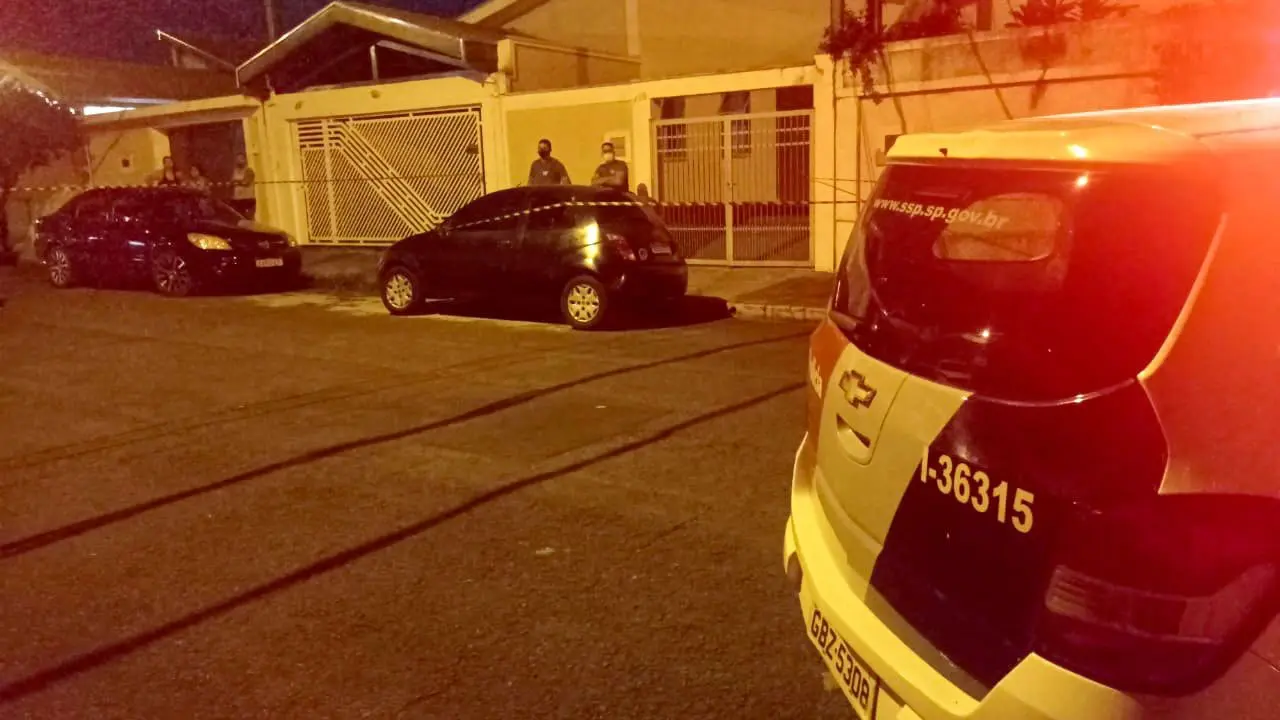 Mulher é morta a facadas pelo ex-marido na frente da filha com síndrome de Down em Limeira