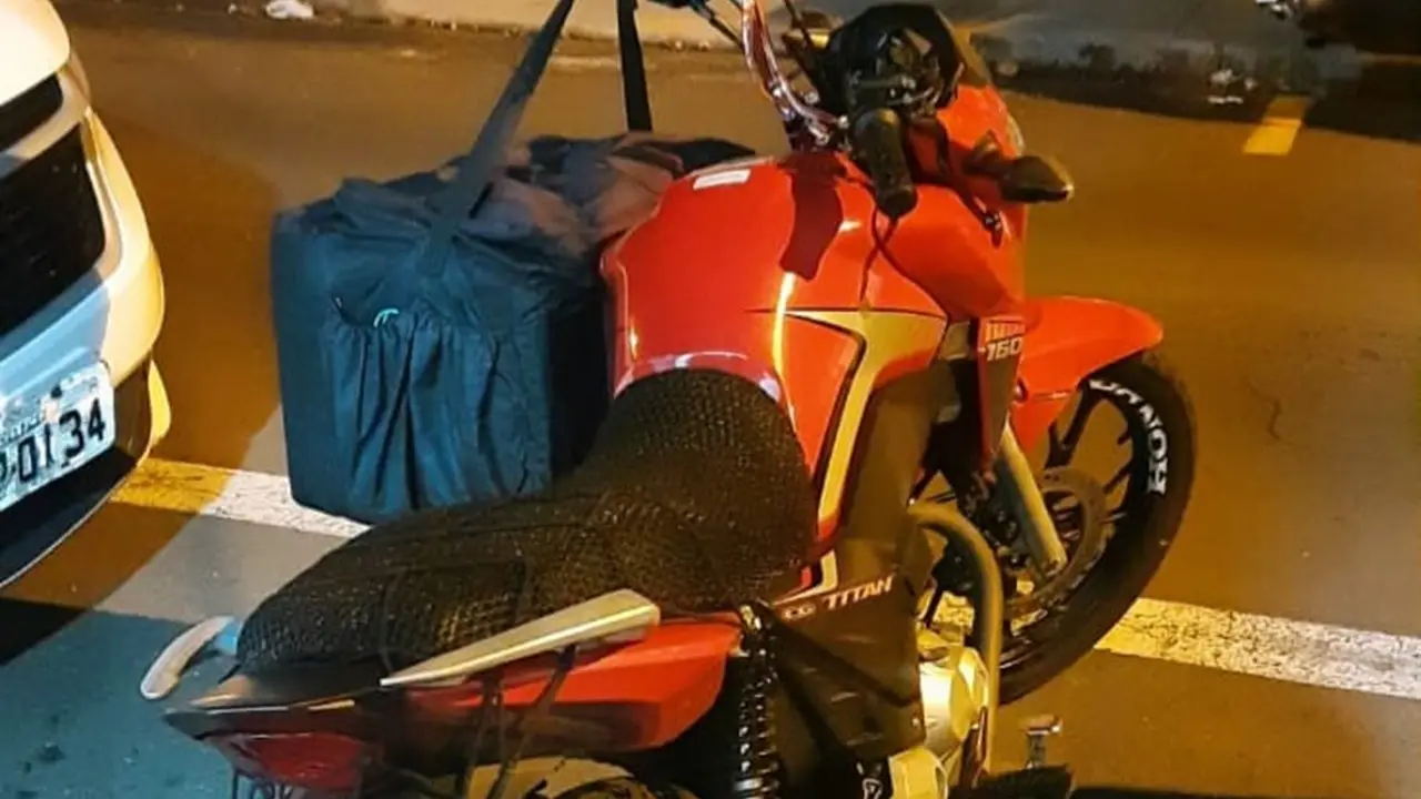 Adolescentes são detidos após furtarem moto na Avenida Eduardo Peixoto, em Limeira