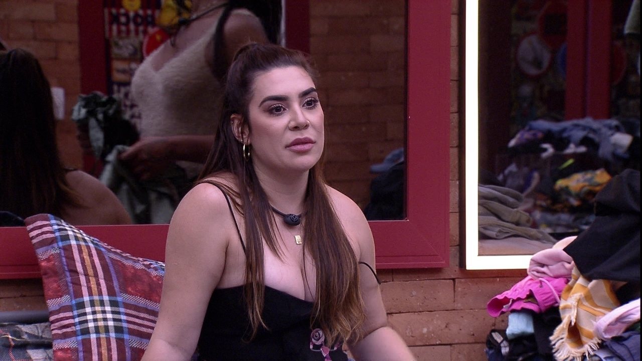 Naiara chama Eslô de 'bruaca' após ficar com zero estalecas no Big Brother Brasil