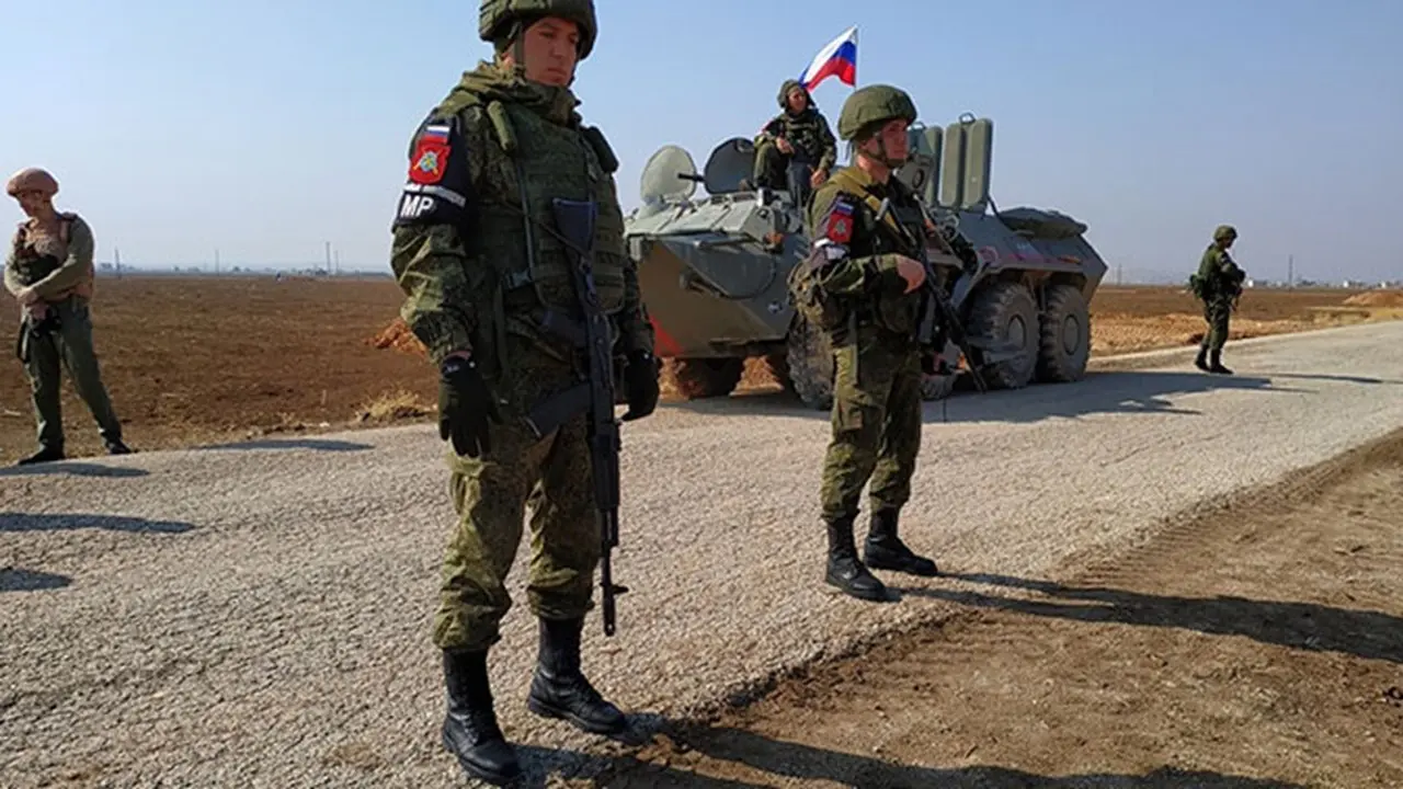 Putin anuncia retirada de parte das tropas em torno da Ucrânia