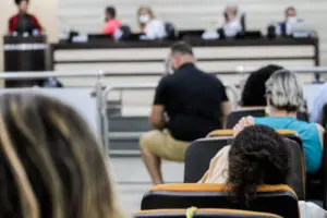 Vereadora fala em machismo nos nomes de ruas de Limeira e propõe alteração em lei