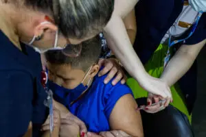 segunda dose covid-19 crianças