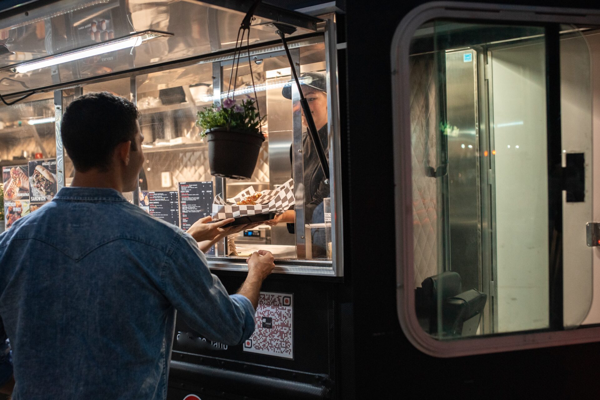 Unicamp Limeira abre inscrições para donos de food trucks interessados em trabalhar em eventos nos campi