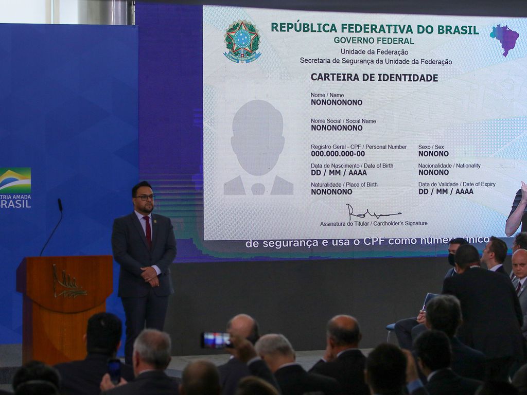 Governo lança documento de identificação nacional para substituir RG