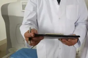 MP que obriga plano de saúde a fornecer quimioterapia oral vai a sanção