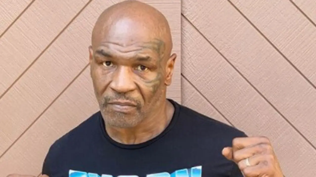 Mike Tyson diz que morte da mãe foi uma das 'melhores coisas que aconteceram'