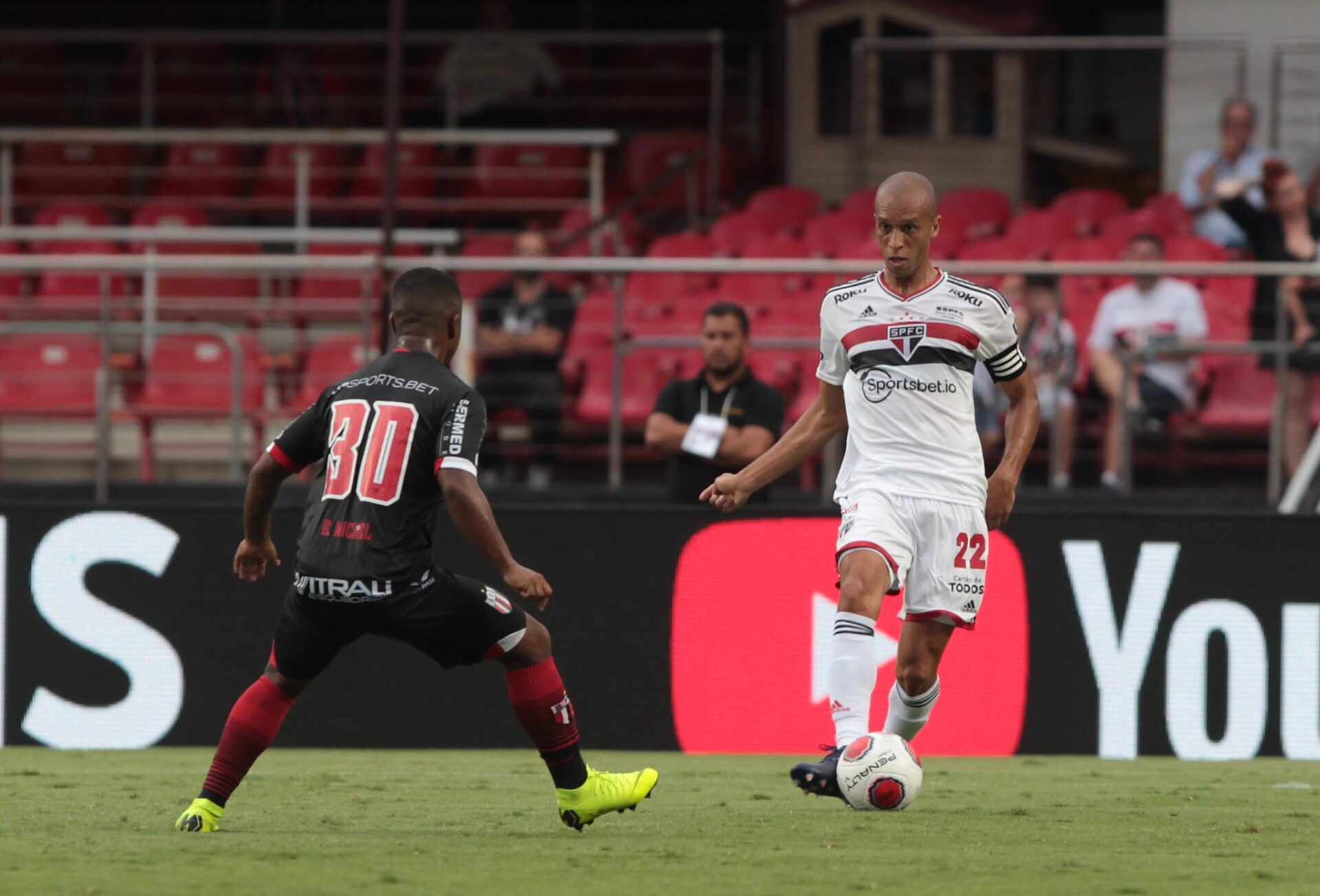 São Paulo abre quartas de final contra o São Bernardo nesta terça (22) no Morumbi