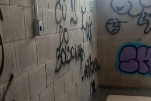 Banheiros recém-inaugurados no Parque Cidade de Limeira são vandalizados