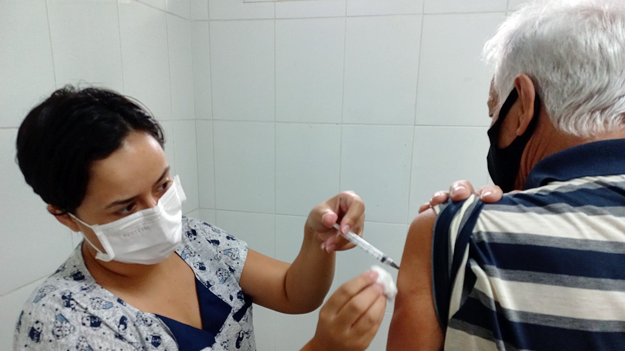 Campanha de vacinação contra a gripe segue em 15 unidades de Limeira