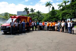 Corpo de Bombeiros e Defesa Civil de Limeira recebem novas viaturas do Governo de SP
