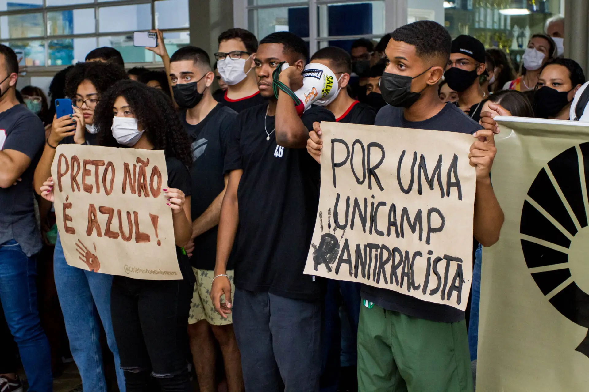 Portal da NCST  Estudantes denunciam professora por aulas racistas em  universidade