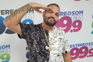 Projota visita Estereosom para divulgar novo álbum 'A Saída Está Dentro'