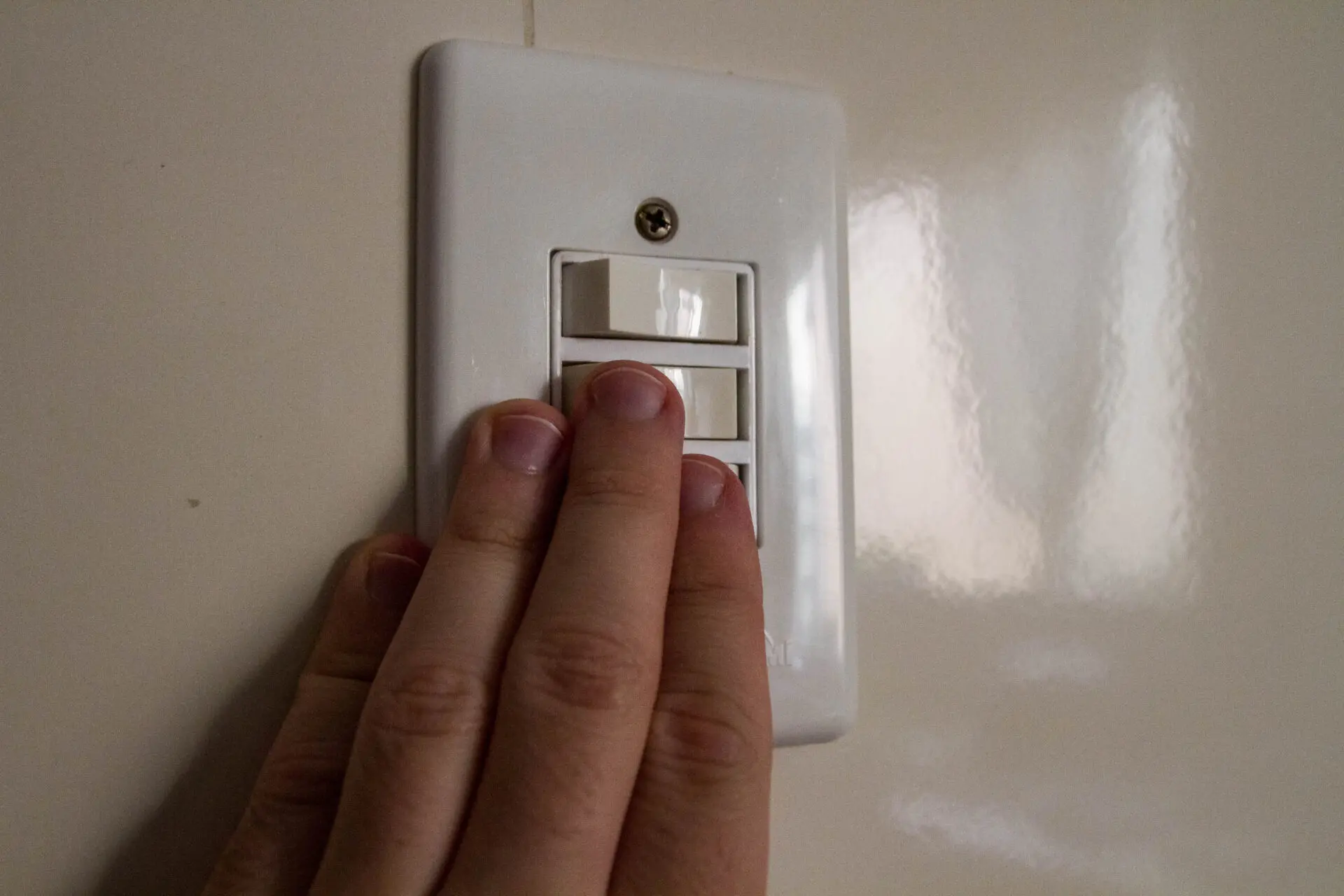 Limeira tem 10 mil cadastrados na tarifa social da Neoenergia Elektro, que dá descontos na conta de luz atrasada