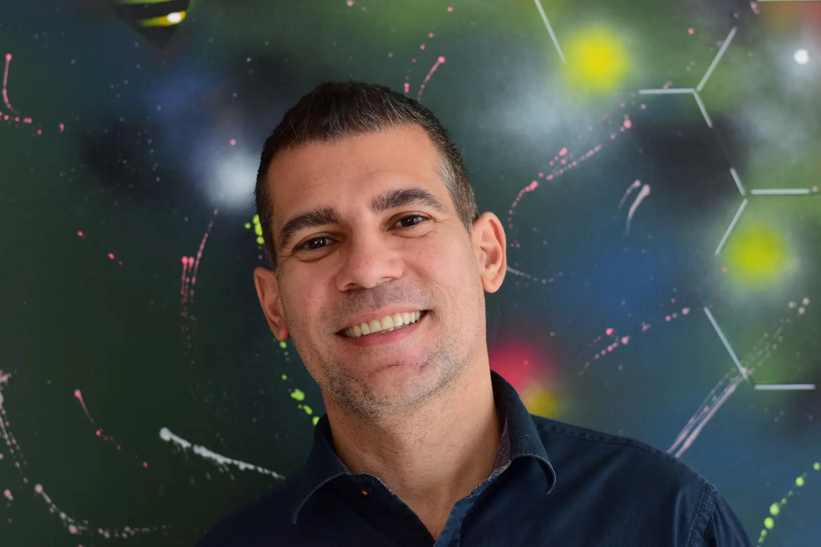 O palestrante é autor do livro "Cultura Inovadora Humanizada" em que descreve os pilares que aplica nos negócios e que dão base ao sucesso das empresas e suas premiações