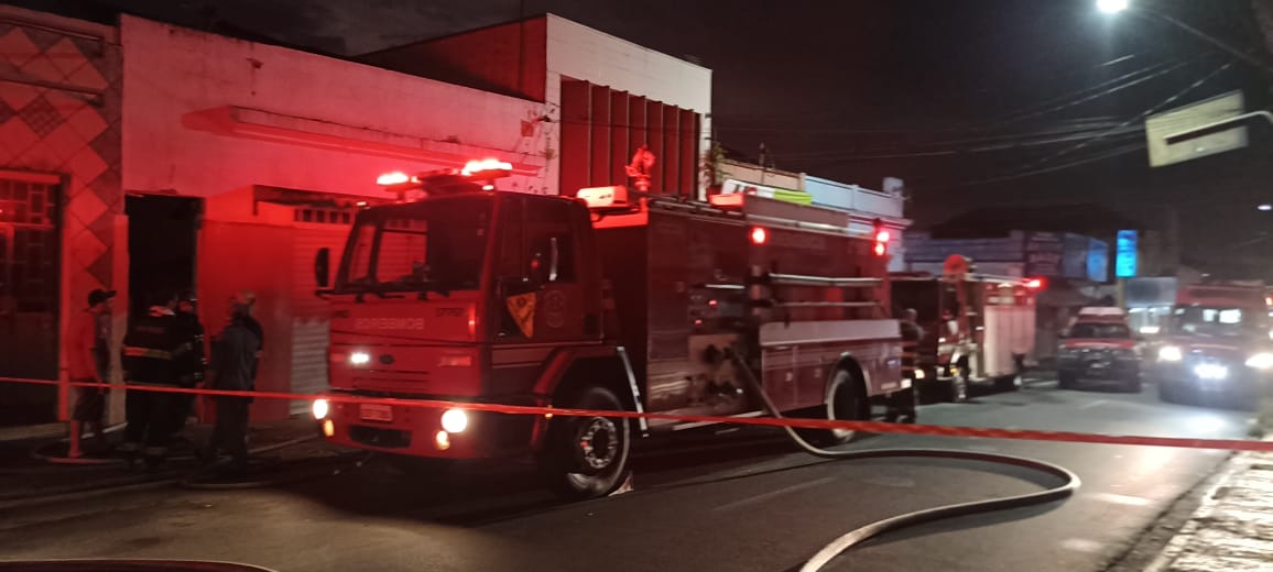 Incêndio causa danos em padaria no Centro de Limeira; ninguém se feriu