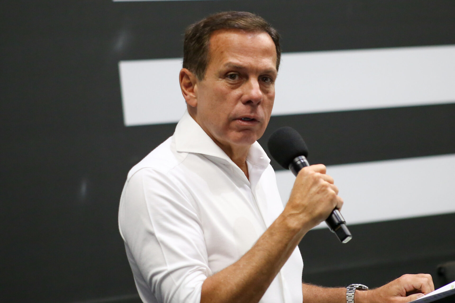 Doria tenta adiar para 31 de maio anúncio da terceira via, mas partidos resistem