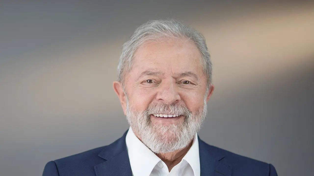 Sob pressão, Lula pode trocar marqueteiro, mas manter Franklin Martins