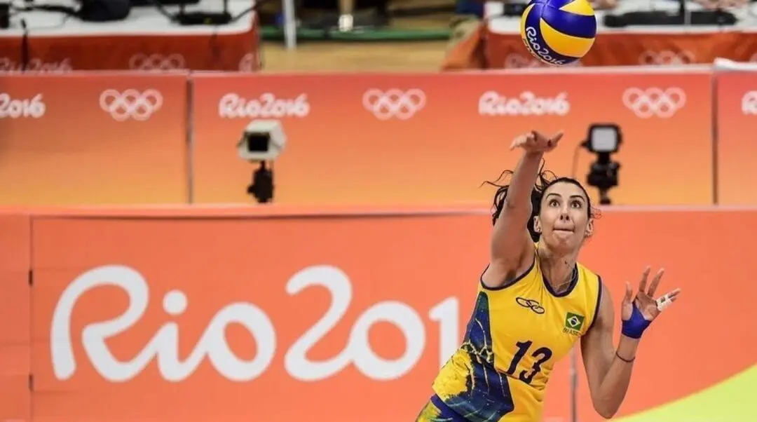 Sheilla é eleita a melhor jogadora de vôlei do Brasil de todos os