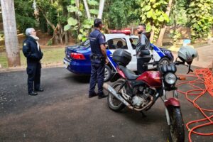 Adolescentes são apreendidos, depois de furtar motocicleta, em Limeira