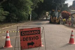 Obra da BRK Ambiental interdita parcialmente vias